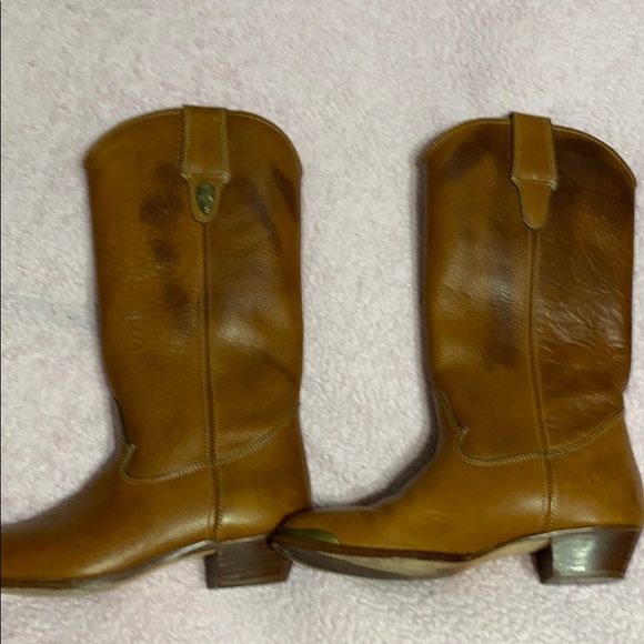Frye Boots - Picture 4 of 9